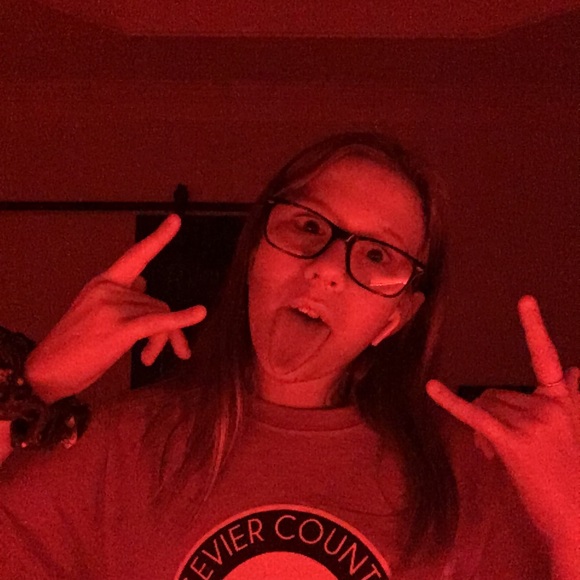 Meet your Posher, Riley - Picture 1 of 1